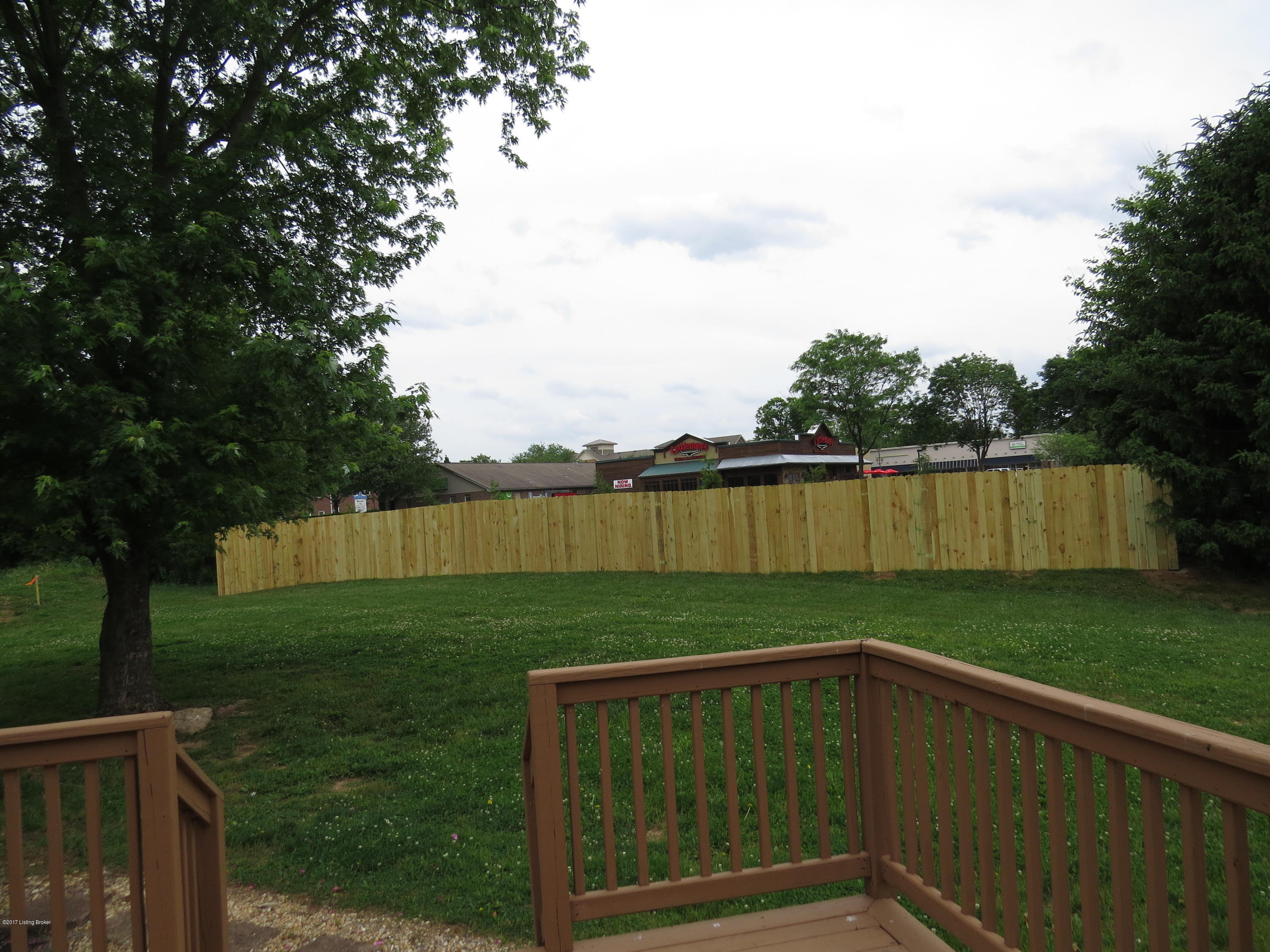 8328 Lacevine Road Louisville, KY 40220 - Photo 38 of 38 IMG_9128