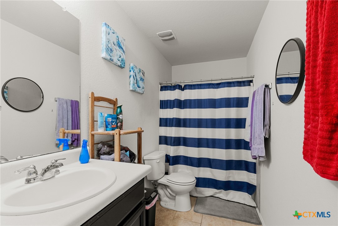 8902 Night View Drive Temple, TX 76502 - Photo 22 of 29 UPSTAIRS BATH