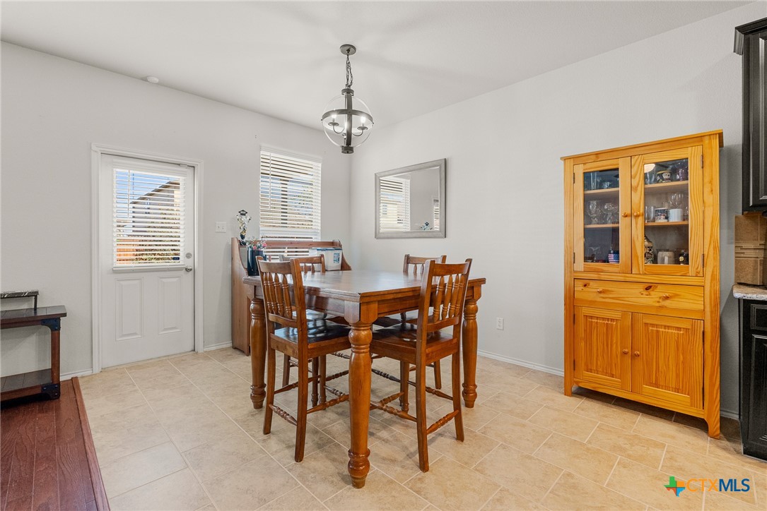 8902 Night View Drive Temple, TX 76502 - Photo 8 of 29 Dining