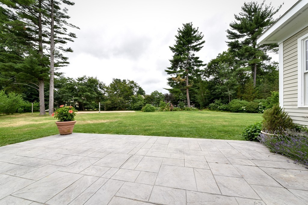 14 Saunders Road Sudbury, MA 01776 - Photo 27 of 28 Gallery Image 27