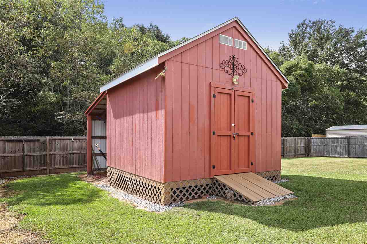 1413 Thames Drive Foley, AL 36535 - Photo 11 of 16 Custom Made Shed