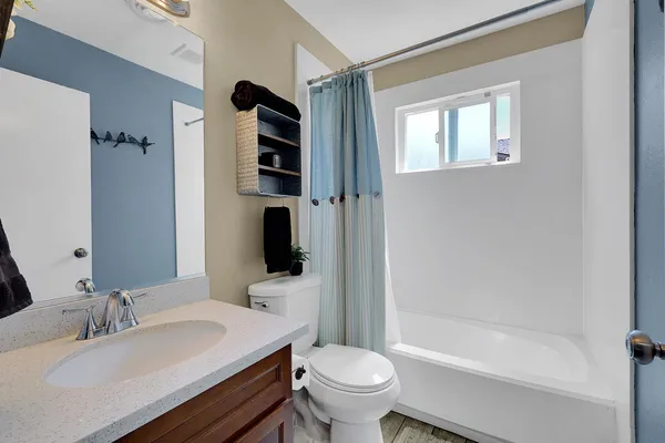 $384,900 | 1671 Mosswood Drive, Yuba City, CA 95991