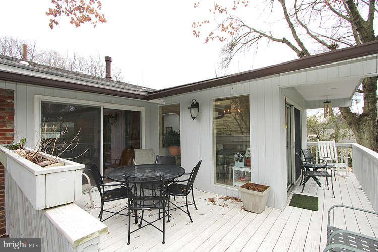 6508 Pyle Road Bethesda, MD 20817 - Photo 22 of 28 Deck off Dining Room