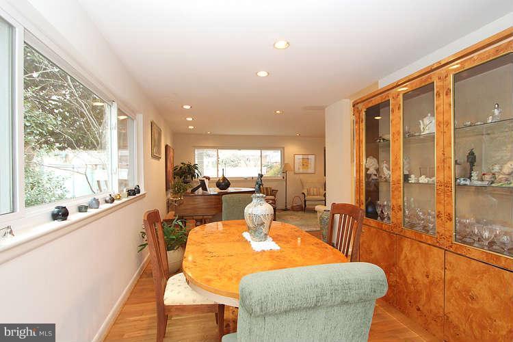 6508 Pyle Road Bethesda, MD 20817 - Photo 7 of 28 Dining Room