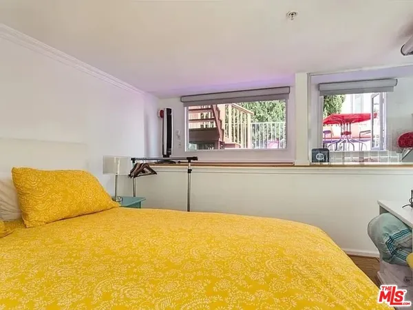 $3,988 | 8661 Clifton Way, Unit A, Beverly Hills, CA 90211
