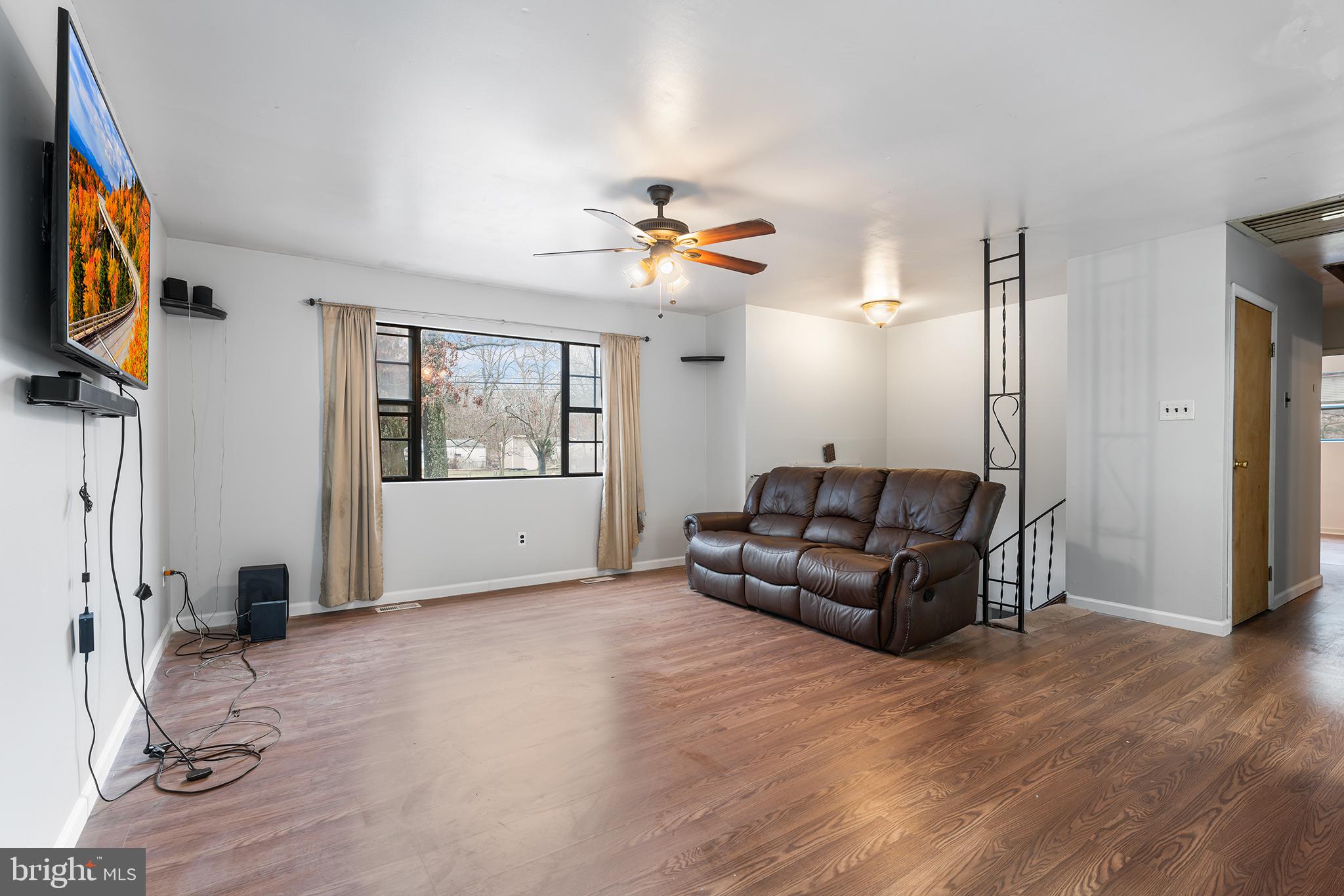 1500 Herbert Boulevard Williamstown, NJ 08094 - Photo 6 of 29