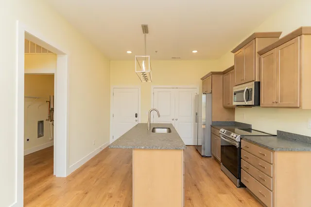 $285,000 | 1445 Fagan Street, Unit 312, Chattanooga, TN 37408