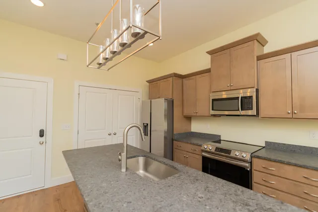 $285,000 | 1445 Fagan Street, Unit 312, Chattanooga, TN 37408