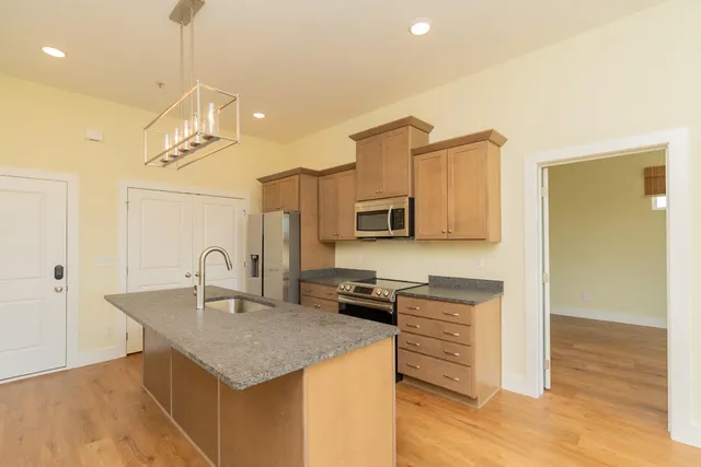 $285,000 | 1445 Fagan Street, Unit 312, Chattanooga, TN 37408