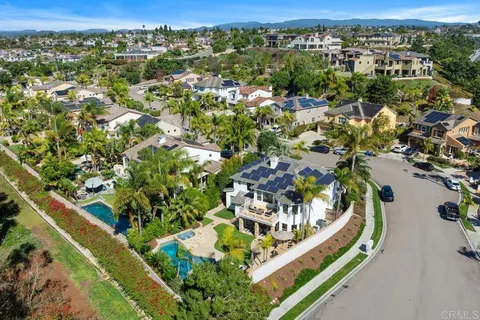 $2,890,000 | 6777 Lonicera Street, Carlsbad, CA 92011