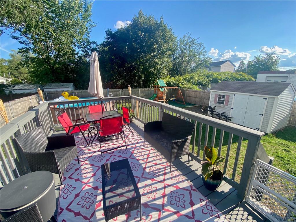 80 Dawson Avenue Warwick, RI 02888 - Photo 17 of 23