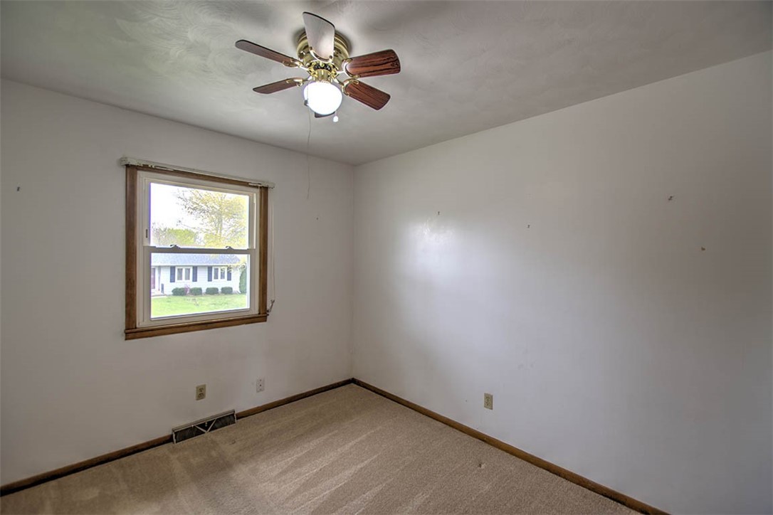 1606 East Barrington Avenue Decatur, IL 62526 - Photo 16 of 26 Gallery Image 16