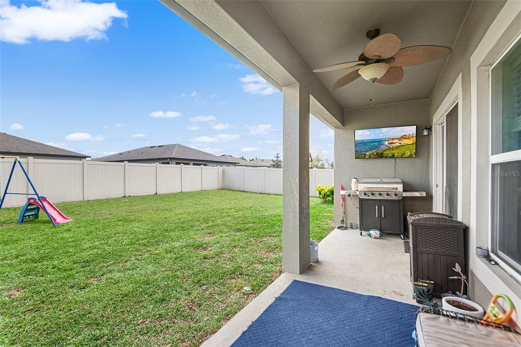 12960 Conquistador Loop Spring Hill, FL 34610 - Photo 23 of 26