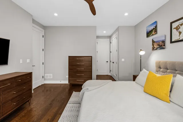 $749,900 | 3032 West Lyndale Street, Unit 2E, Chicago, IL 60647