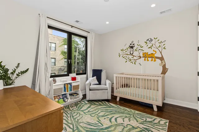 $749,900 | 3032 West Lyndale Street, Unit 2E, Chicago, IL 60647