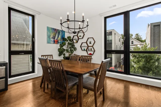 $749,900 | 3032 West Lyndale Street, Unit 2E, Chicago, IL 60647