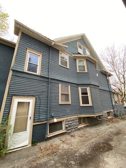 243 Parsells Avenue Rochester, NY 14609 - Photo 3 of 35