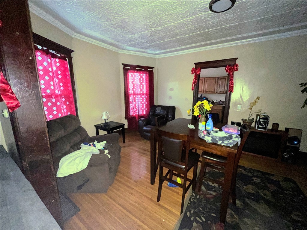 243 Parsells Avenue Rochester, NY 14609 - Photo 8 of 35