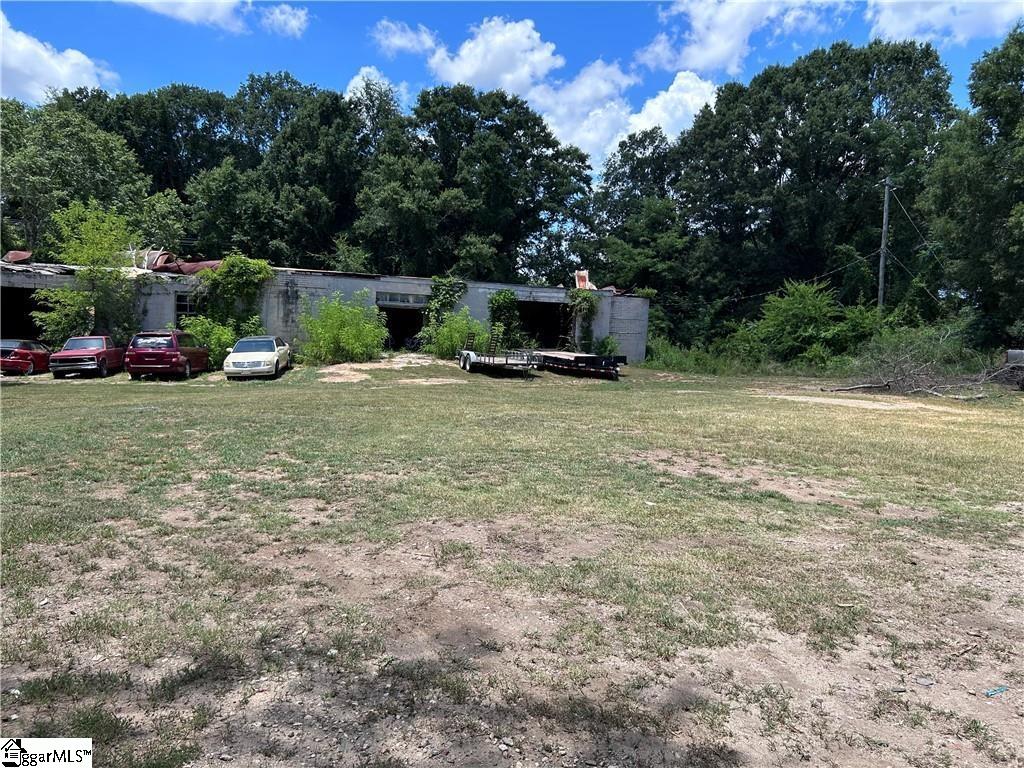 1518 South Murray Avenue Anderson, SC 29624 - Photo 3 of 5