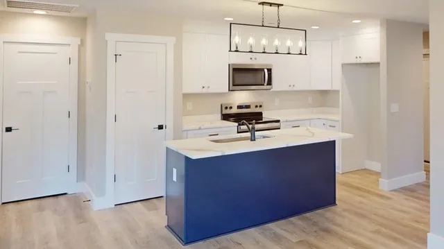 $339,900 | 1172 West Rutledge Avenue, Gaffney, SC 29341