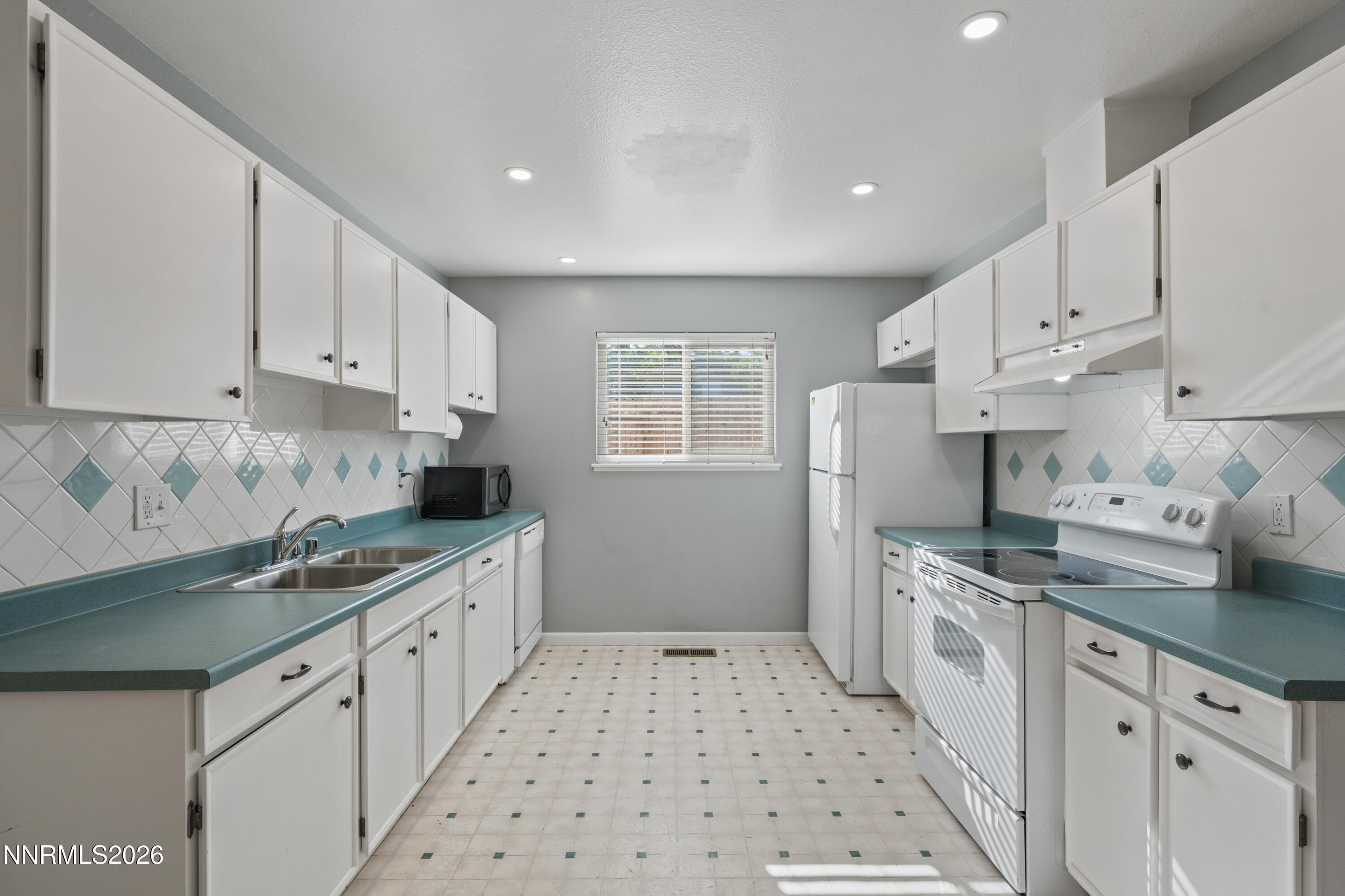 3015 Slater Avenue Reno, NV 89503 - Photo 17 of 48 A7V02775