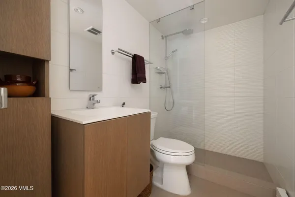 $4,950,000 | 103 Willow Place, Unit 301, Vail, CO 81657