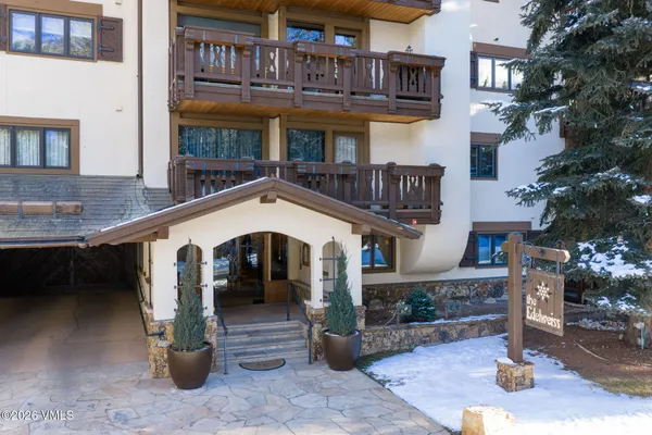 $4,950,000 | 103 Willow Place, Unit 301, Vail, CO 81657