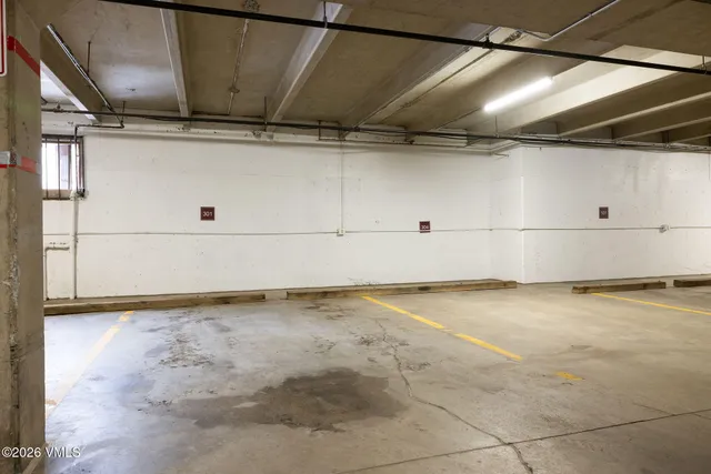 $5,300,000 | 103 Willow Place, Unit 301, Vail, CO 81657