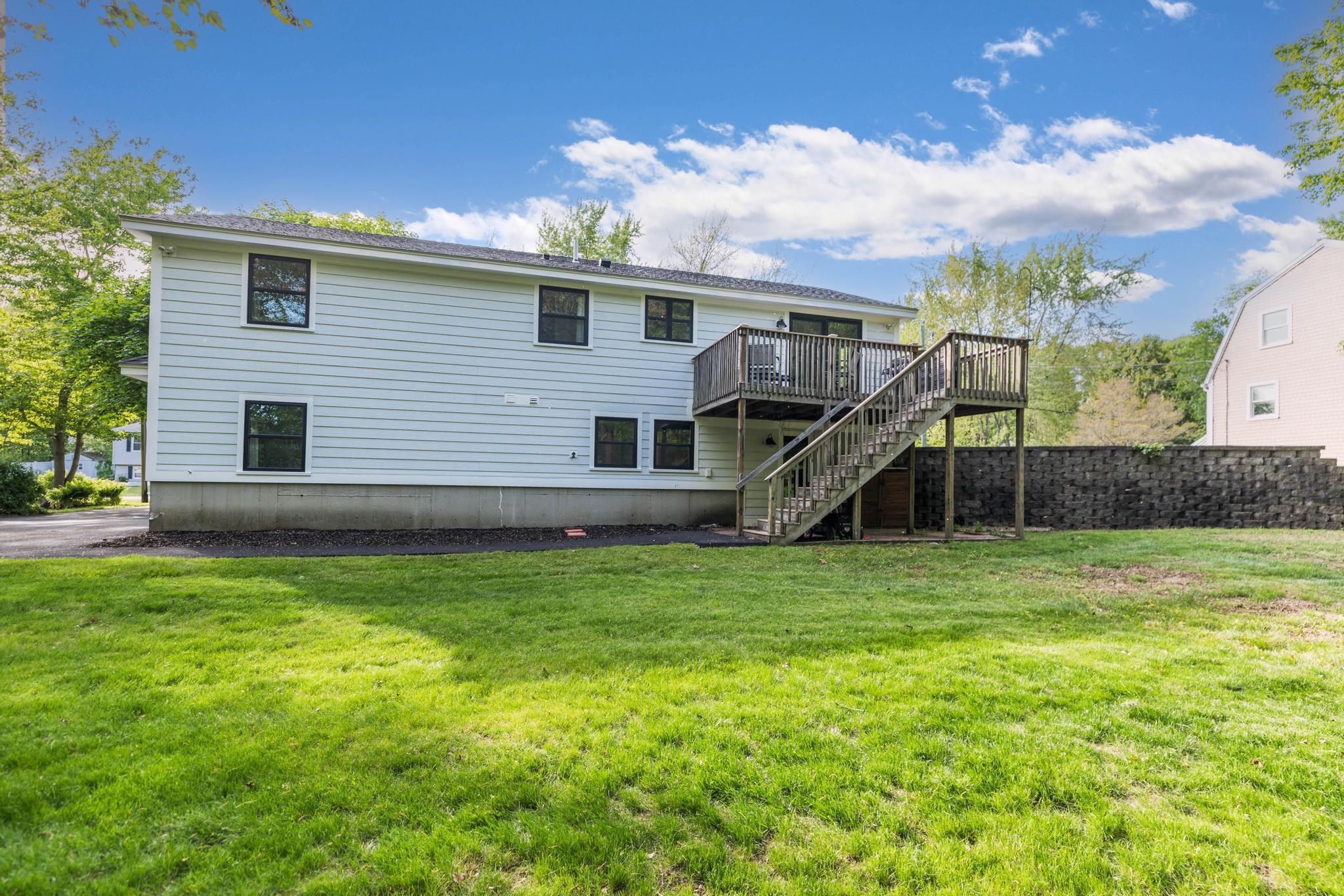 29 Frontier Street Rye, NH 03870 - Photo 5 of 34