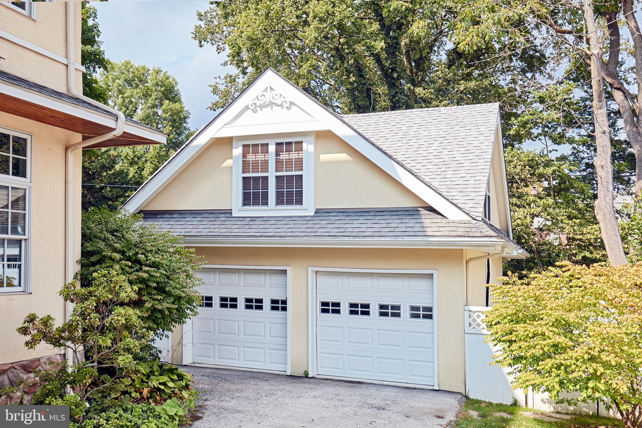 319 St Davids Road Wayne, PA 19087 - Photo 2 of 36 Gallery Image 2