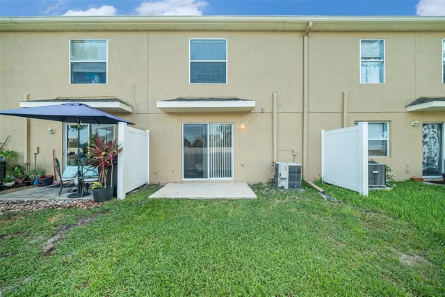 $310,000 | 8534 Edgewater Pl Boulevard, Tampa, FL 33615