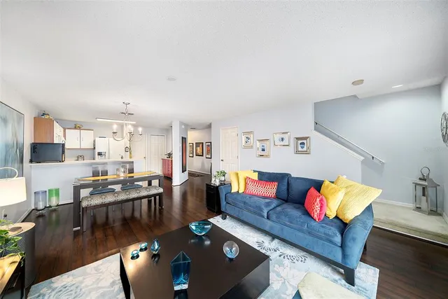 $299,900 | 8534 Edgewater Pl Boulevard, Tampa, FL 33615