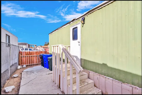 $24,999 | 13892 Pioneer Road, Unit SPC 17, Apple Valley, CA 92307