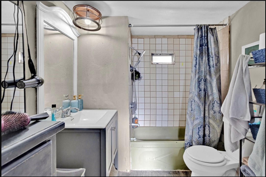 13892 Pioneer Road, Unit SPC 17 Apple Valley, CA 92307 - Photo 6 of 19