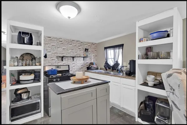 $24,999 | 13892 Pioneer Road, Unit SPC 17, Apple Valley, CA 92307