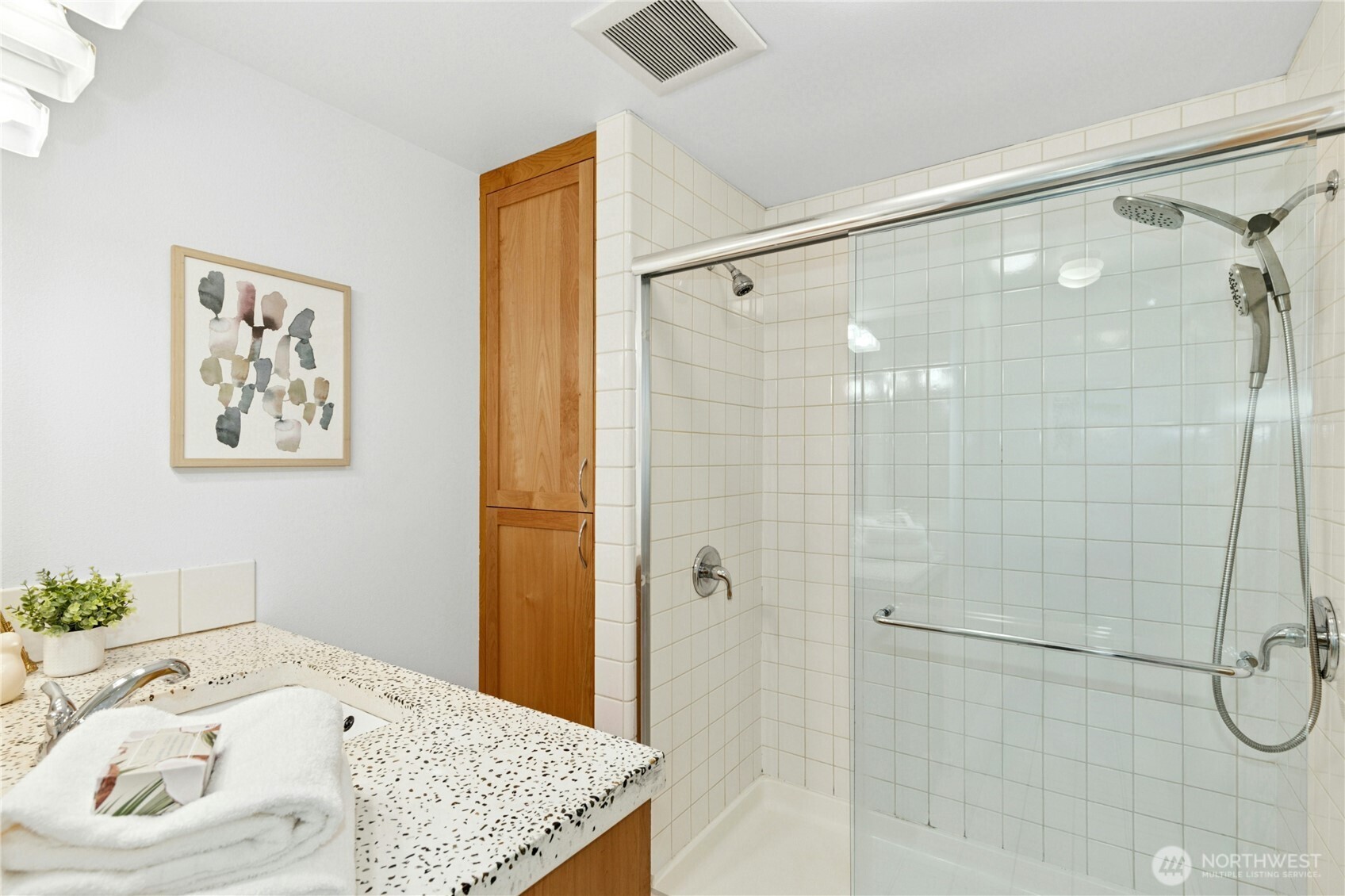 3110 Russet Road Brier, WA 98036 - Photo 16 of 34 Gallery Image 16