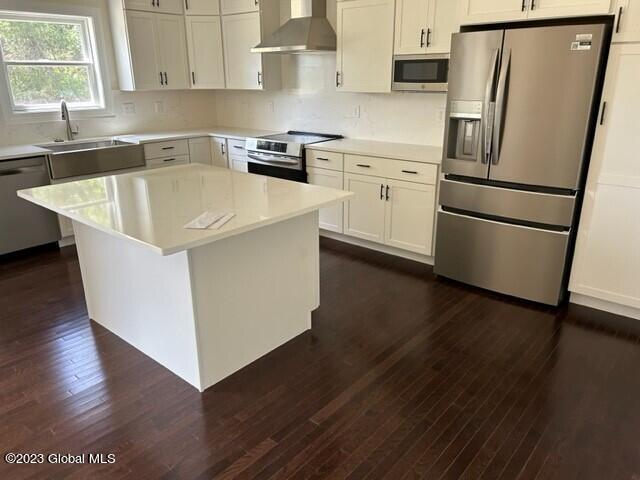 8 Sterling Ridge Colonie, NY 12211 - Photo 5 of 26 Kitchen