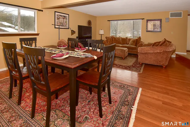 $269,900 | 49 Cliffside Drive, Unit B, Manchester, CT 06042