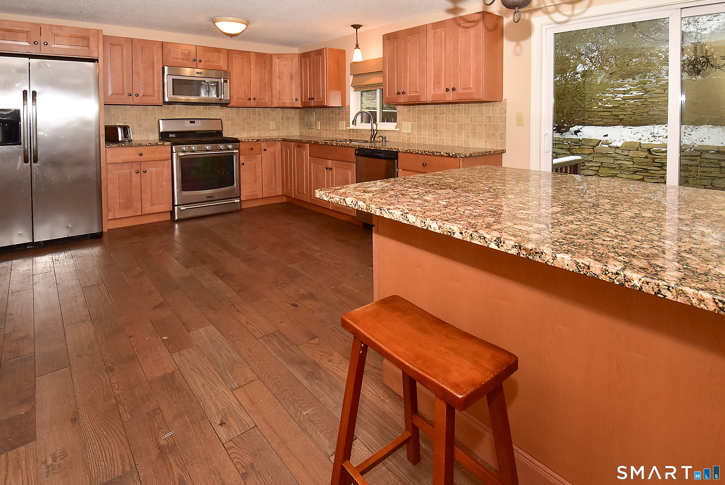 49 Cliffside Drive, Unit B Manchester, CT 06042 - Photo 13 of 33