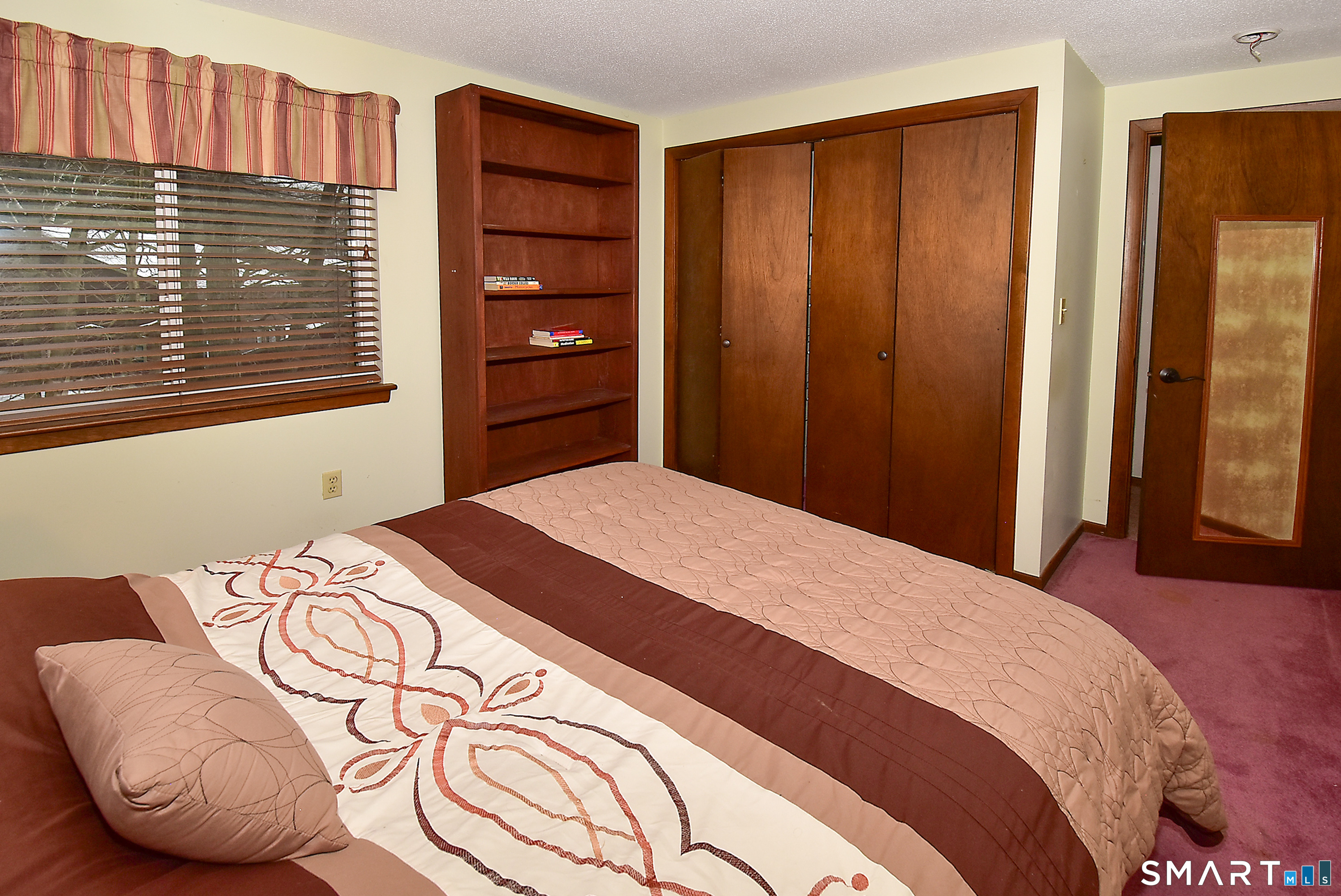 49 Cliffside Drive, Unit B Manchester, CT 06042 - Photo 26 of 33