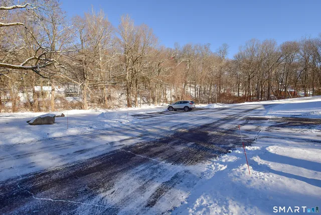 $269,900 | 49 Cliffside Drive, Unit B, Manchester, CT 06042