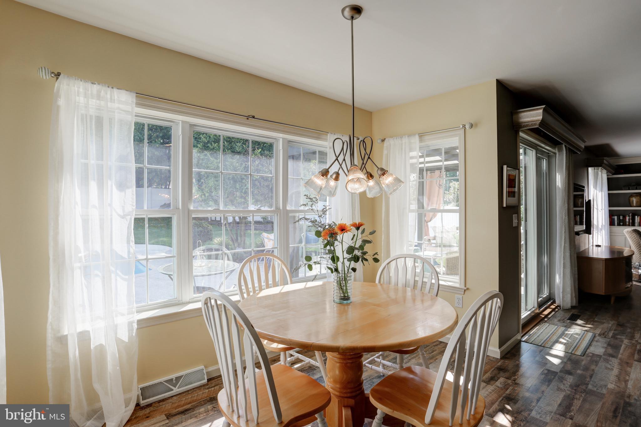 247 Browning Road Lancaster, PA 17602 - Photo 32 of 68 Bright and cheery breakfast nook.