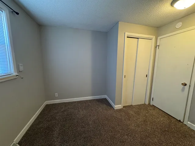 $975 | 932 Pius Lane, Davenport, IA 52722