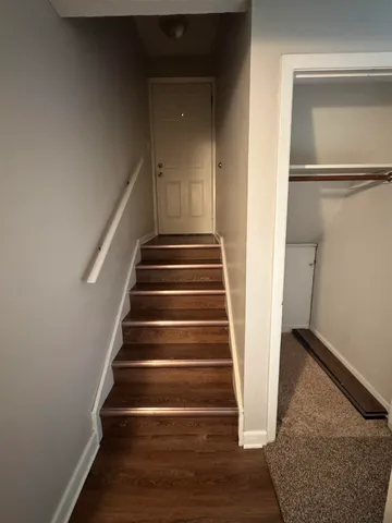 $975 | 932 Pius Lane, Davenport, IA 52722