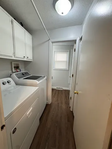 $975 | 932 Pius Lane, Davenport, IA 52722