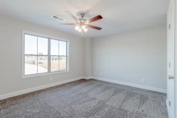 $1,395 | 1000 Henry Pl Boulevard, Unit 407, Clarksville, TN 37042