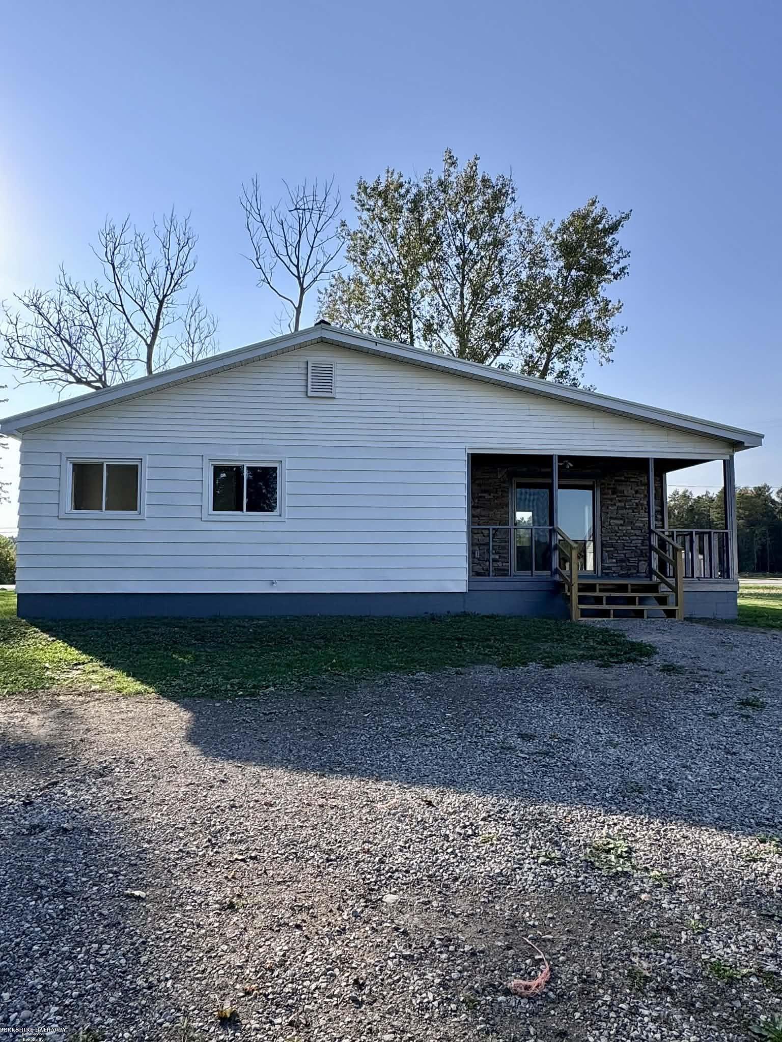 400 Somers Road Lincoln, MI 48742 - Photo 1 of 40