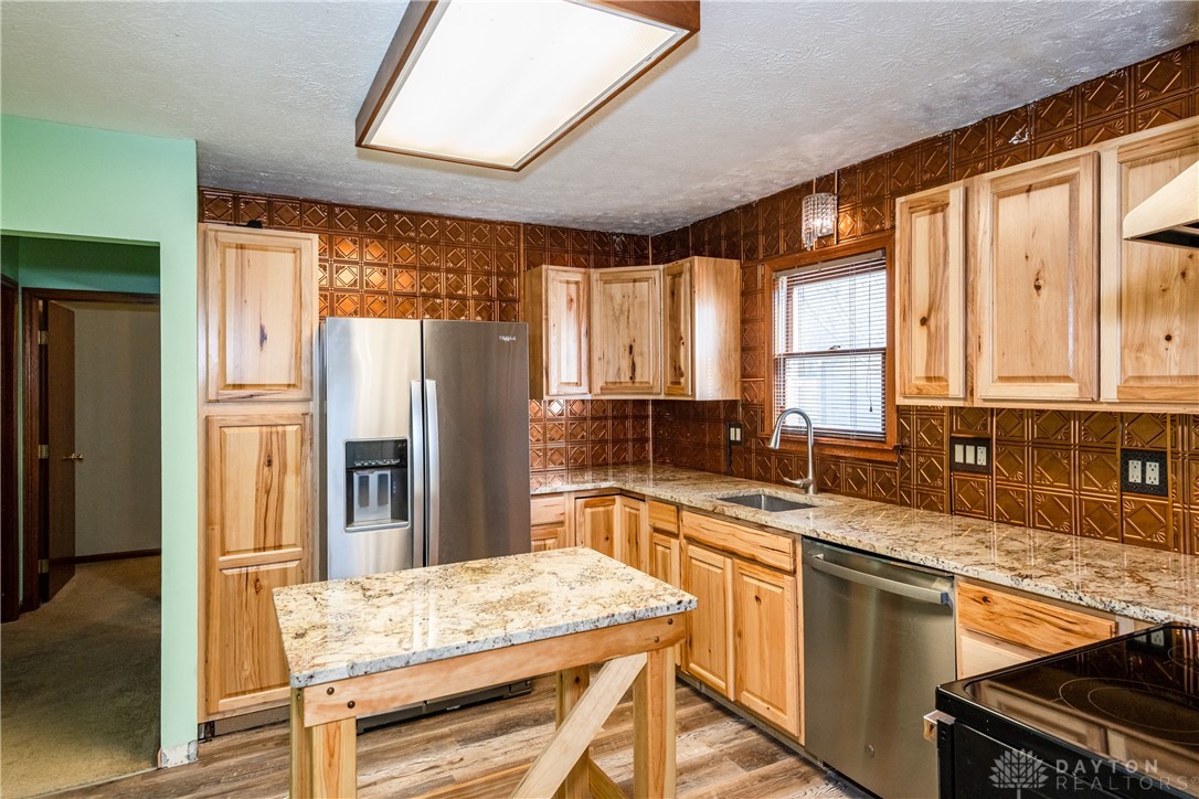 1780 Hanes Road Dayton, OH 45432 - Photo 16 of 54