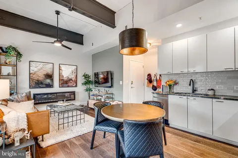 $557,000 | 515 North Washington Street, Unit 307, Alexandria, VA 22314