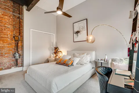 $557,000 | 515 North Washington Street, Unit 307, Alexandria, VA 22314